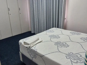 3 Bedroom Flat & Apartment