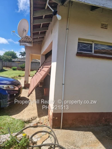 Stunning 4-Bedroom Family Home for Sale in Bloomingdale, Harare!