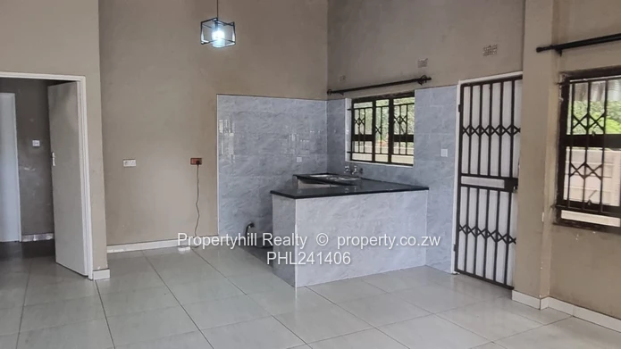 Vacant House in Highfields MaStones 