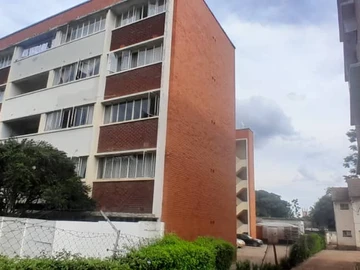 3 Bedroom Flat & Apartment