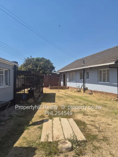 Ashdown Park House for sale (Sole Mandate)