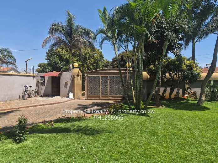 Belvedere Ridgeview -6 Bedroom Double Storey (Sole Mandate)