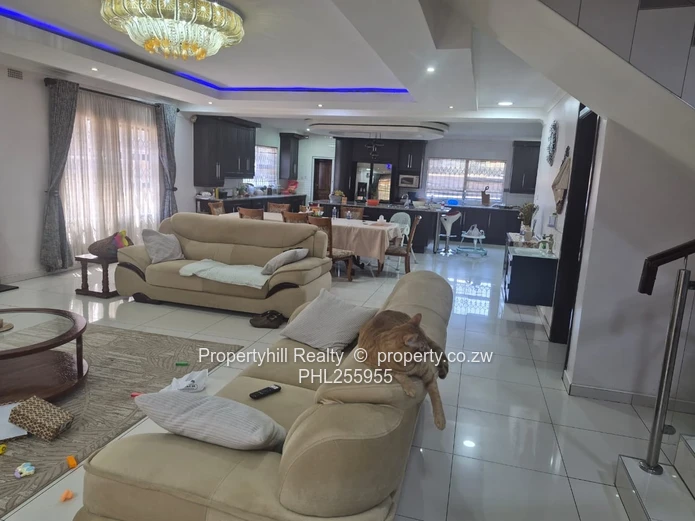 Belvedere Ridgeview -6 Bedroom Double Storey (Sole Mandate)