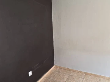 2 Bedroom Flat & Apartment