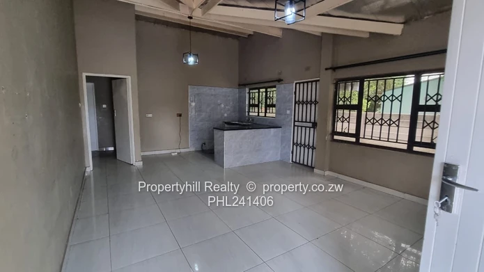 Vacant House in Highfields MaStones 