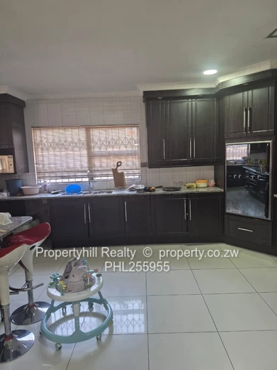Belvedere Ridgeview -6 Bedroom Double Storey (Sole Mandate)