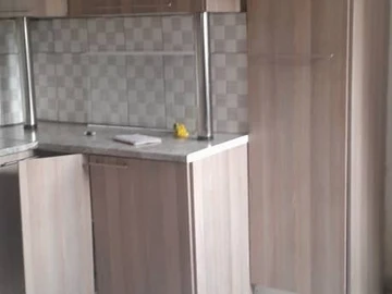 3 Bedroom Flat & Apartment