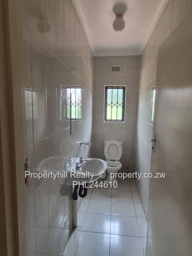 Vacant Full House For Immediate Occupation  (Sole Mandate)